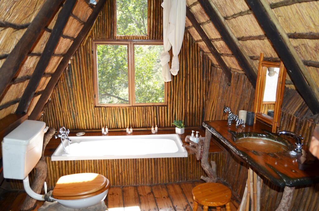 Pezulu Tree House Lodge (2)